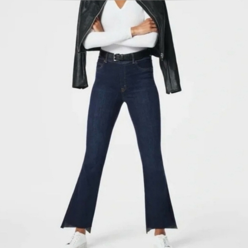 SPANX Step Hem Kick Flare Jeans In Midnight Sz S